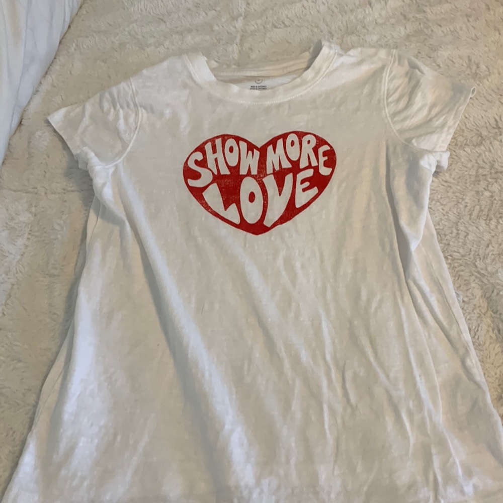 Women’s graphic tee